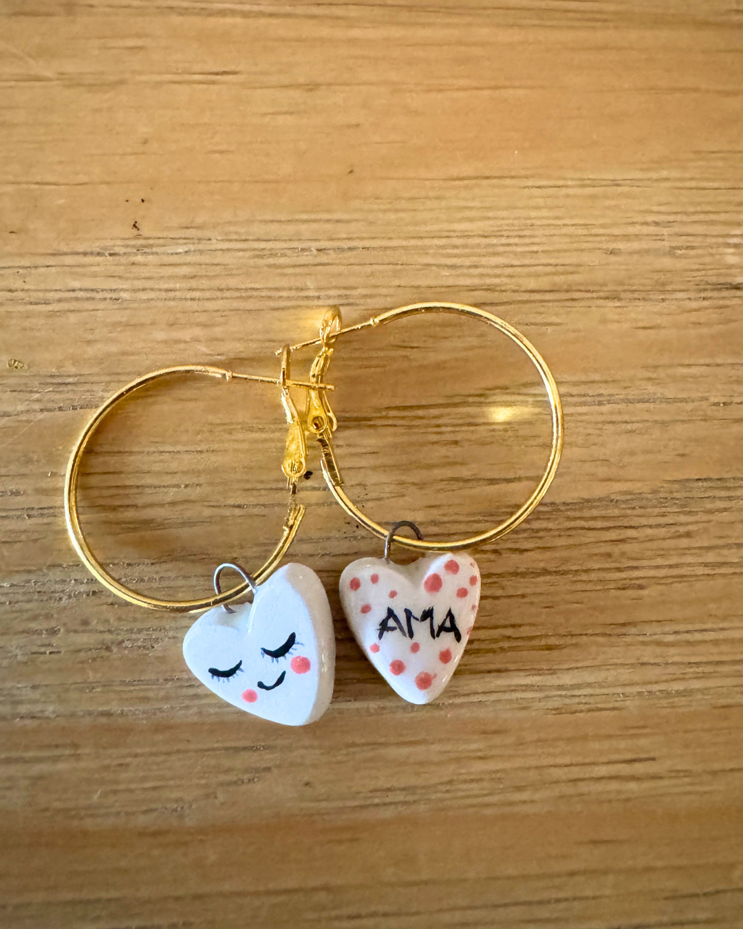orecchini cuori bianchi Ama